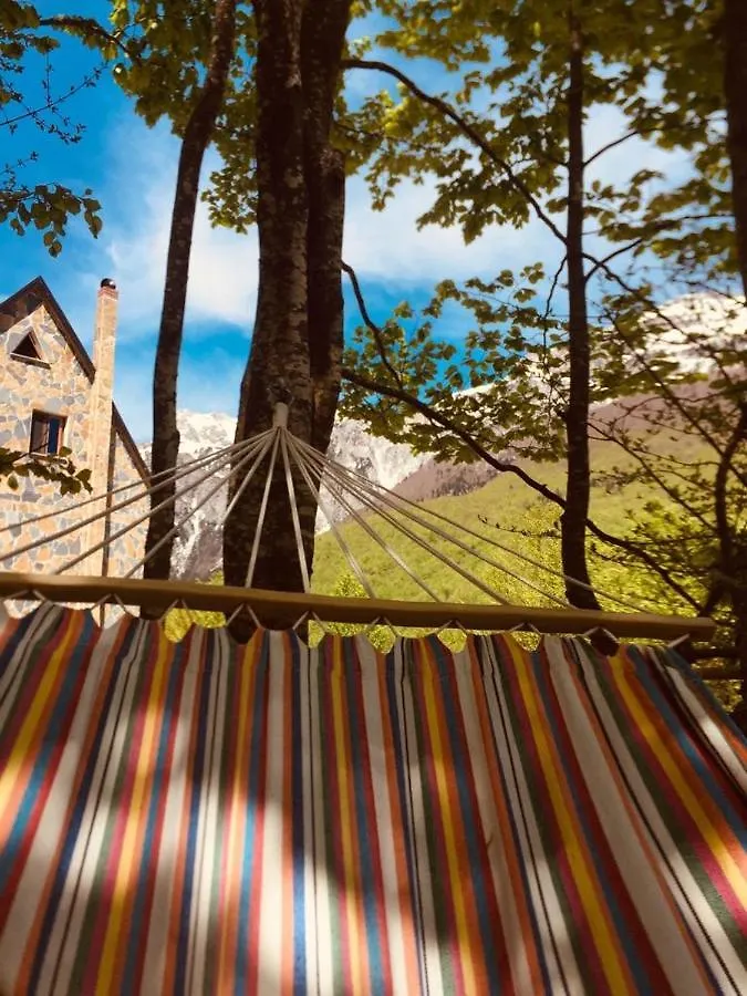 بيت ضيافة فندق Cold Spring ثيث ألبانيا